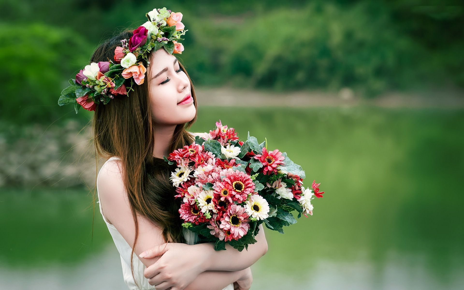 8 Reasons Why Girls Like Flowers & Why They Make Women Happy